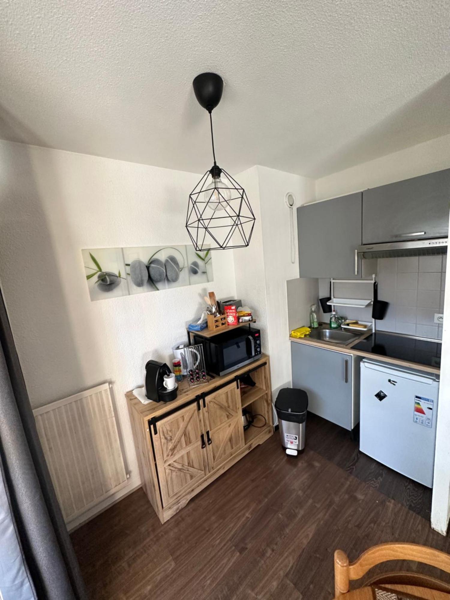 Studio Elegant A Cergy Exterior foto